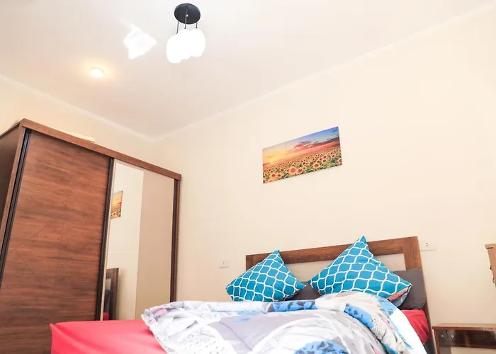 Apartment Compound Golden 1 *